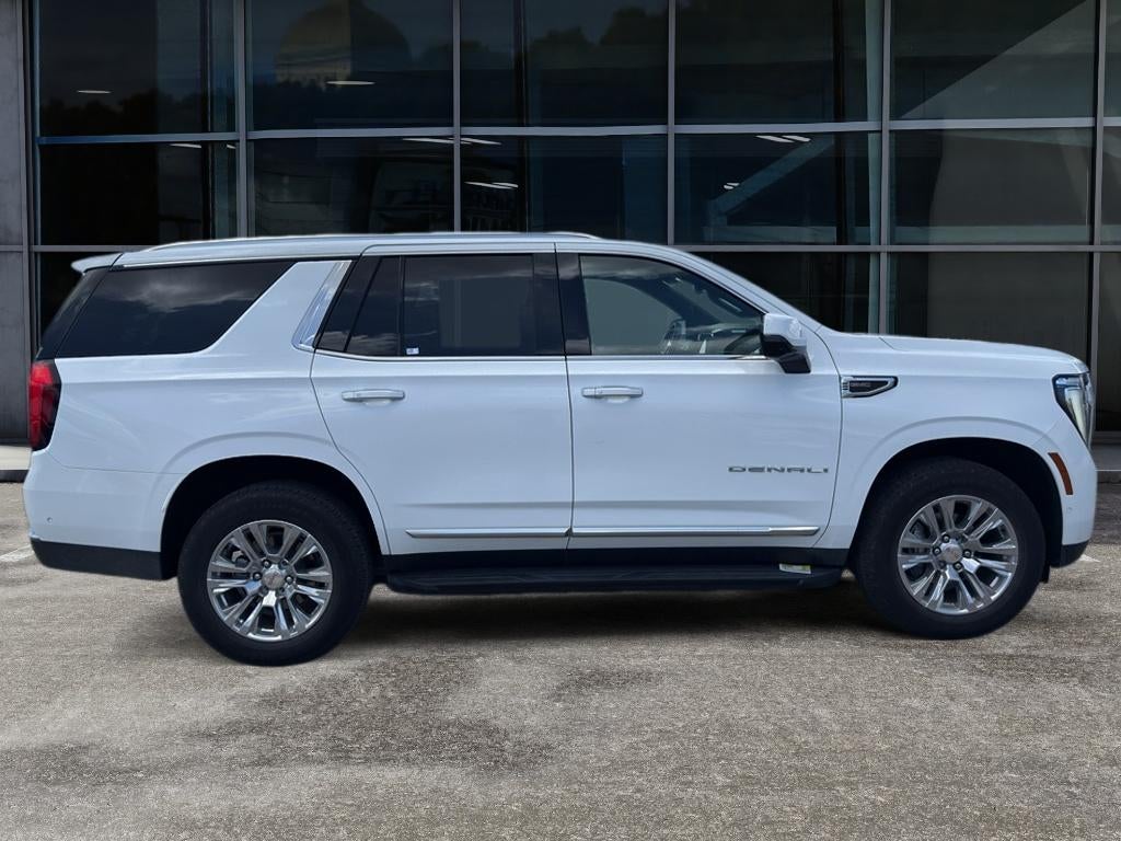 2025 GMC Yukon — interior view